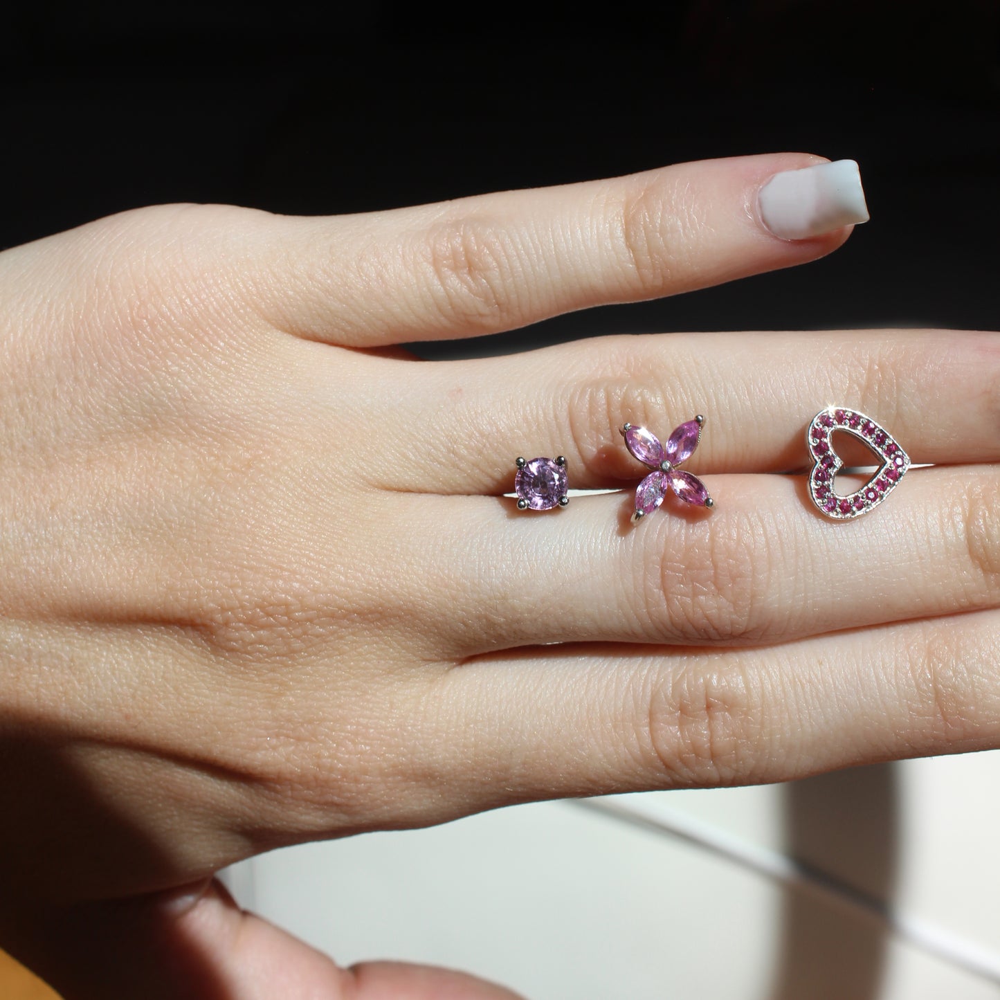 Aretes de zafiro morado
