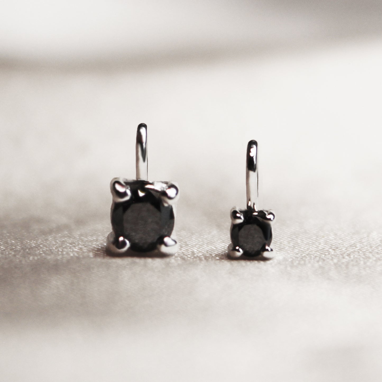 Dije de diamante negro