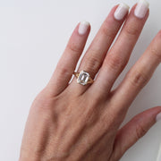 Anillo Mariana 2- Diamante esmeralda