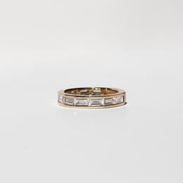 Eterna Ring. Churumbela con diamantes baguette