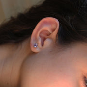 Aretes de zafiro morado