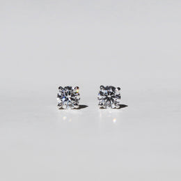 Aretes de diamante