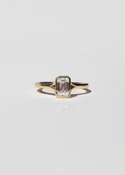 Anillo Mariana - Diamante esmeralda