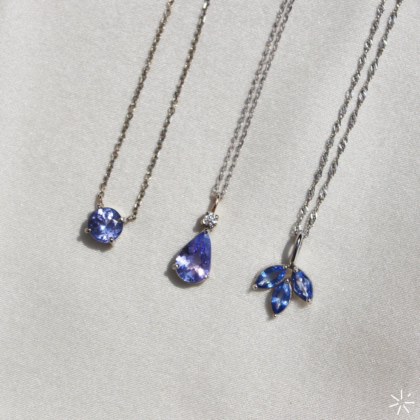 Collar de piedra gota y diamante
