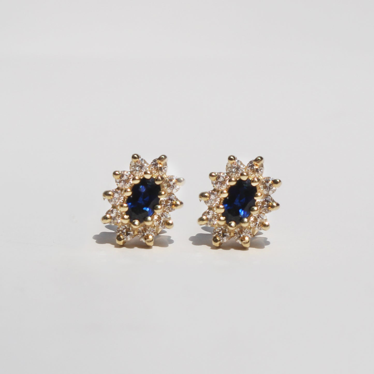 Aretes de halo de diamantes