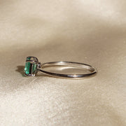 Anillo con esmeralda colombiana