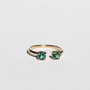 Anillo abierto con 2 piedras