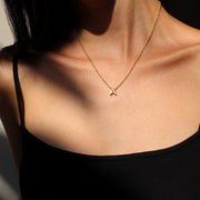 Collar Maia - Inicial en chapa de oro